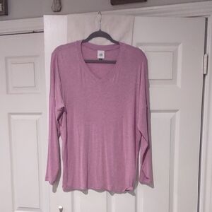 cabi 5744 Serenity Tee Heliotrope Size Small EUC Long Sleeve